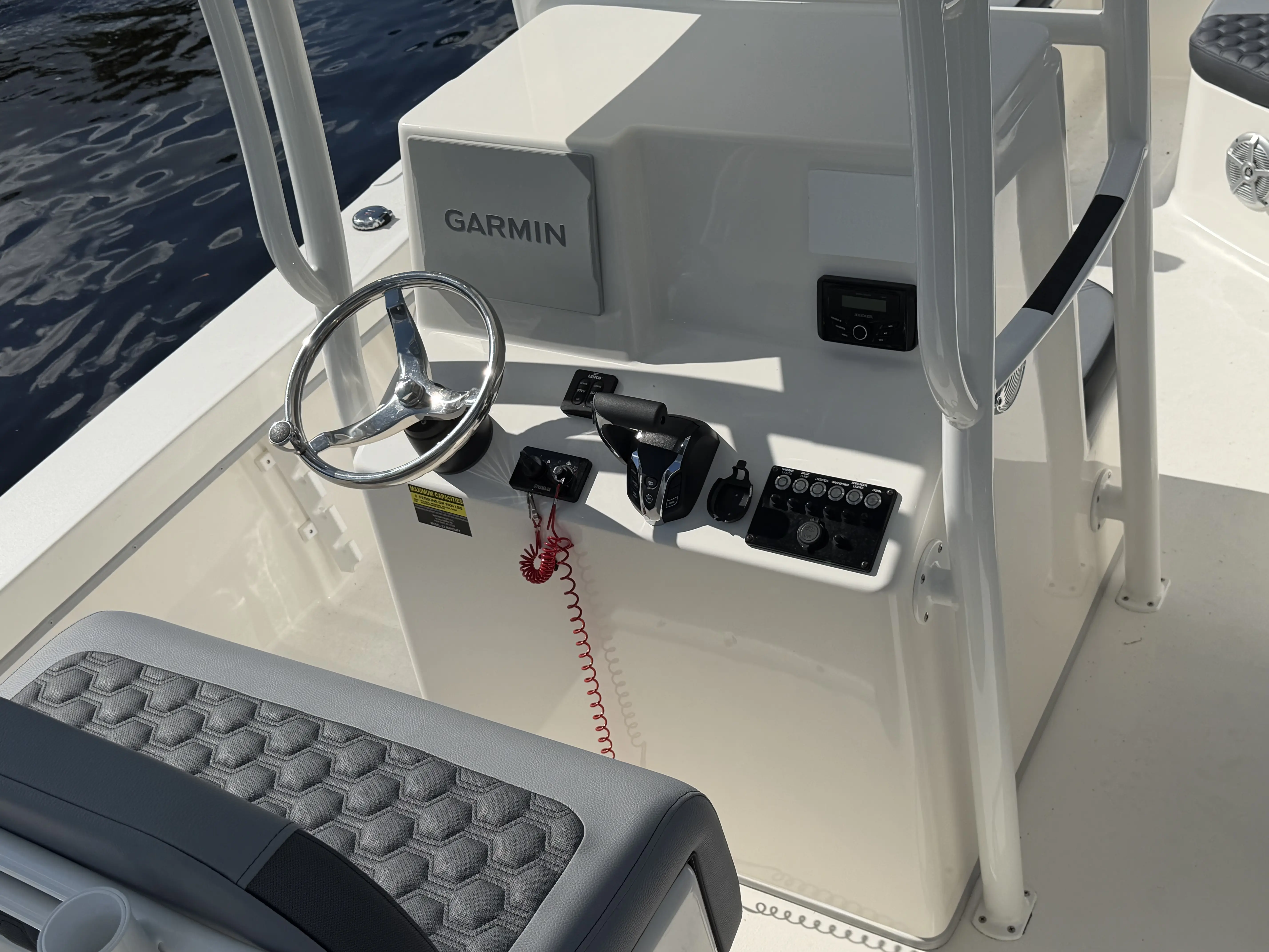 238 Offshore CC interior