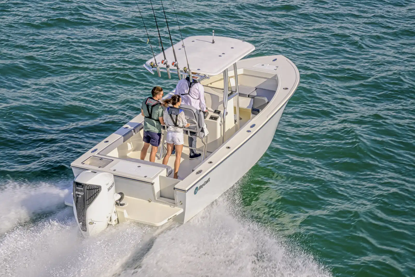 245 Offshore CC exterior